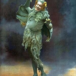 Le Theatre 1900s France humour melodrama dragons fancy dress costumes