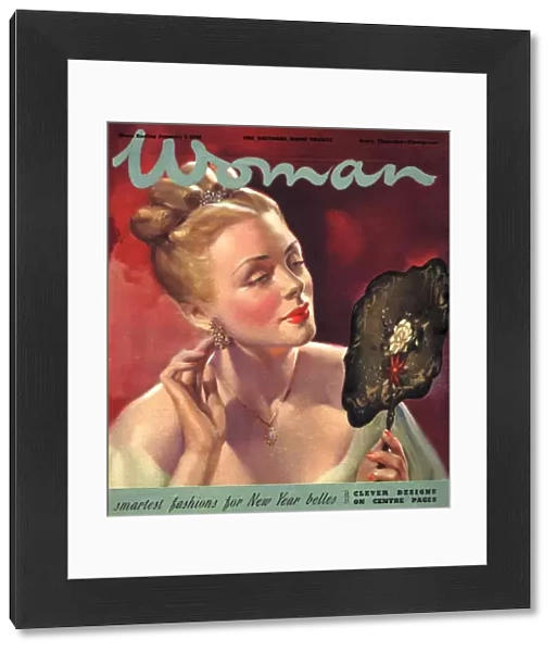 Woman 1946 1940s UK beauty vanity mirrors make-up makeup magazines