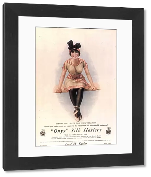 1915 1910s USA onyx silk stockings womens nylons hosiery