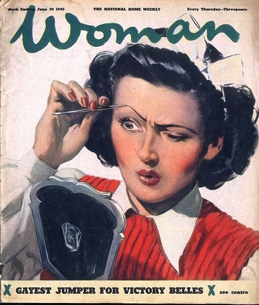 1945 1940s UK woman make-up makeup plucking eyebrows tweezers magazines