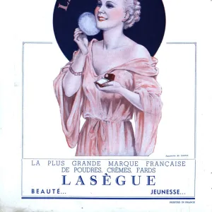 LasegueLa Vie Parisienne 1930s France womens glamour beauty face powder make-up makeup