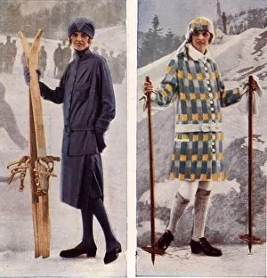 Nineteen Twenties Collection: 1920s UK womens skiing skis ski wear