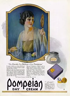 Images Dated 17th September 2008: Pompeian Day Cream 1920s USA cc vanity mirrors pearls womens beauty